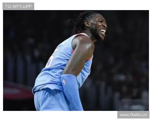 勇士双向签火箭旧将内威18+6